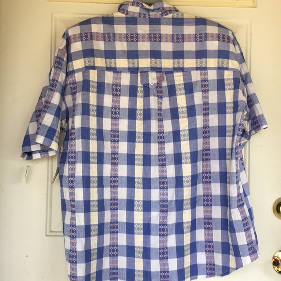 Cute vintage plus size embroidered gingham blouse - Picture 6 of 7